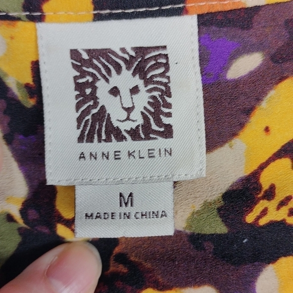 Anne Klein women's medium sized blouse - Picture 2 of 11